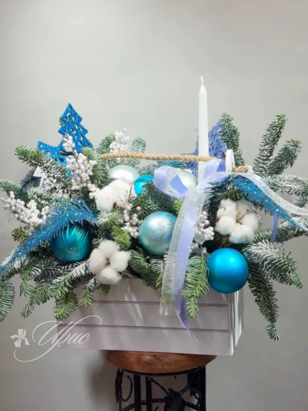 Новогодняя композиция «Снегурочка»