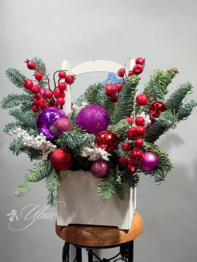 Новогодняя композиция «Подарок»