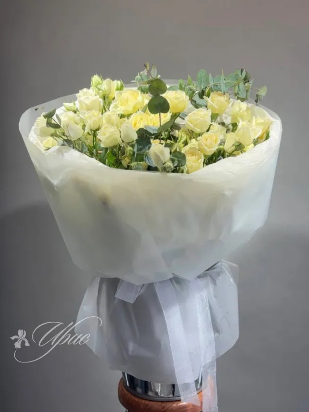 Букет «Облако белых роз»