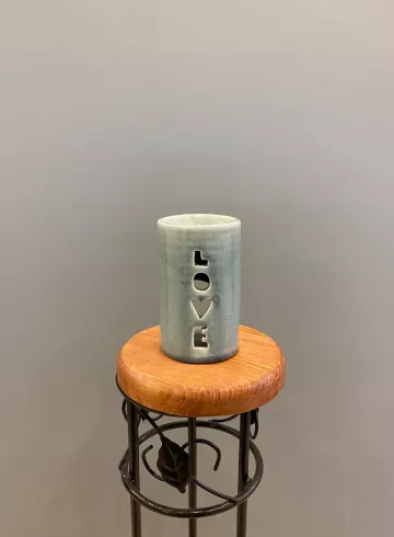 Подсвечник «LOVE» голубой от интернет-магазина цветов в 