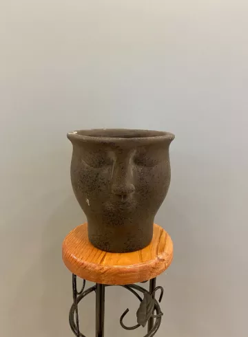 Кашпо &laquo;Лицо №1&raquo; от интернет-магазина цветов в 