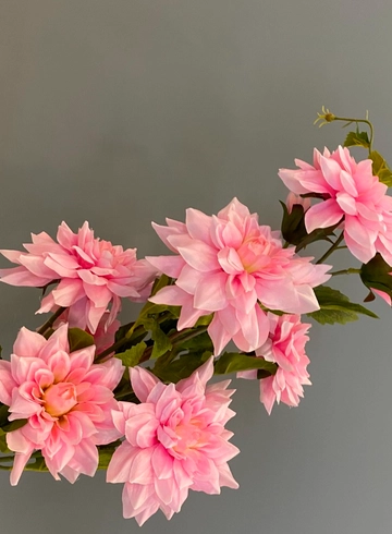 Георгин Розовый (иск.) от интернет-магазина цветов в 