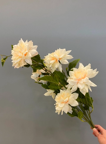 Георгин Белый (иск.) от интернет-магазина цветов в 