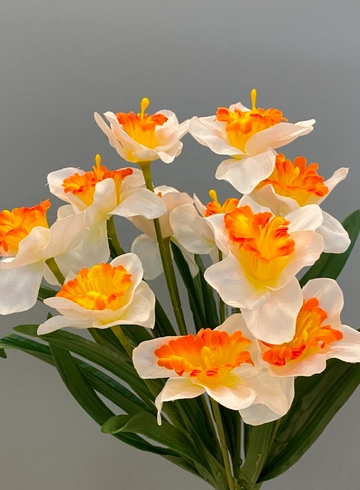 Нарцисс Белый (иск.) от интернет-магазина цветов в 