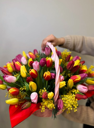 Композиция &laquo;Яркая Любовь&raquo; от интернет-магазина цветов в 