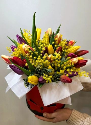 Композиция &laquo;Красная Бабочка&raquo; от интернет-магазина цветов в 