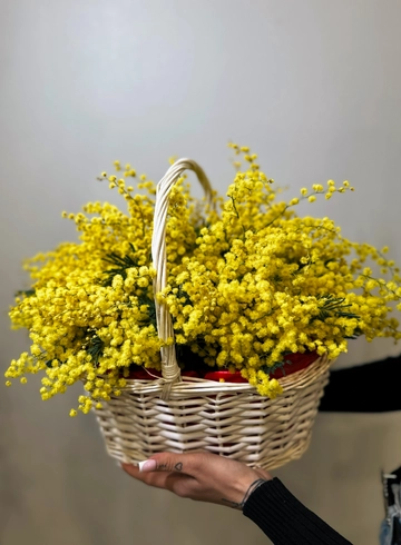 Композиция &laquo;Яркое Солнце&raquo; от интернет-магазина цветов в 