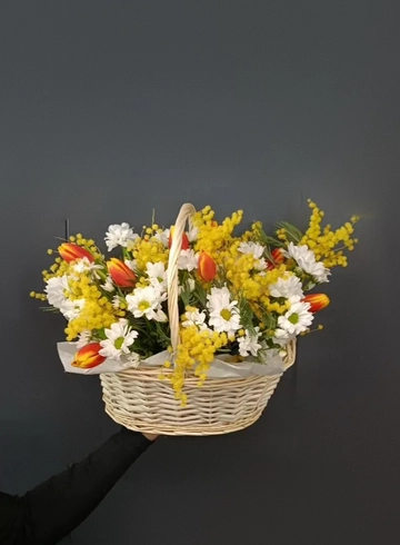 Композиция &laquo;Солнечная&raquo; от интернет-магазина цветов в 