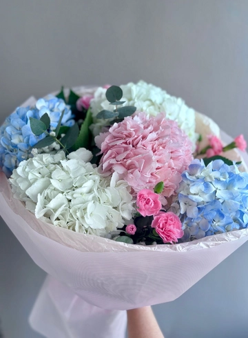 Букет «Волшебный сад» от интернет-магазина цветов в 