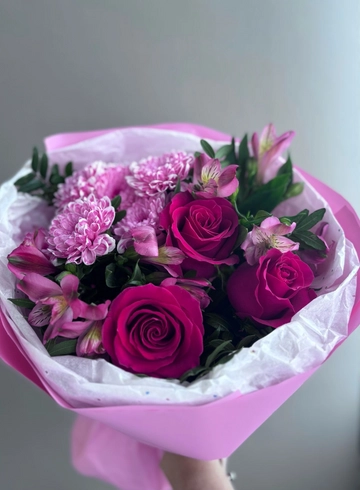 Букет &laquo;Колоритный&raquo; от интернет-магазина цветов в 