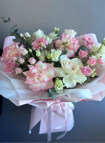 Букет «Розовое счастье» от интернет-магазина цветов в 