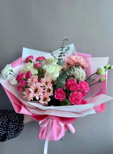 Букет &laquo;Парижская весна&raquo; от интернет-магазина цветов в 