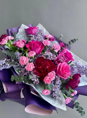 Букет &laquo; Праздничый&raquo; от интернет-магазина цветов в 