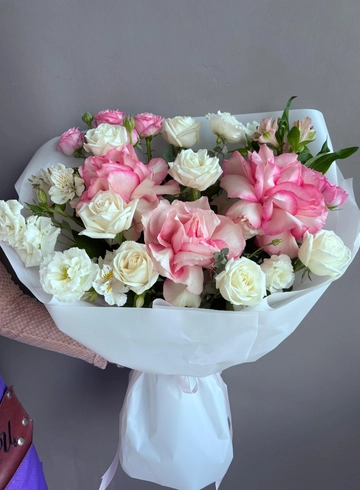 Букет «Розовый вихрь» от интернет-магазина цветов в 