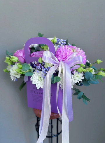 Композиция «День знаний» от интернет-магазина цветов в 