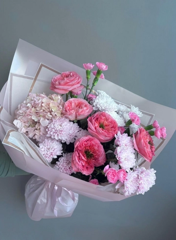 Букет с пионовидной розой от интернет-магазина цветов в 