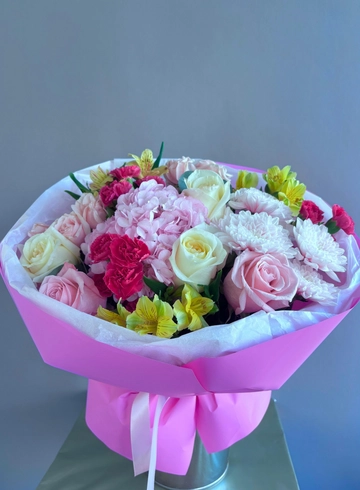 Букет «Цветочный ансамбль» от интернет-магазина цветов в 