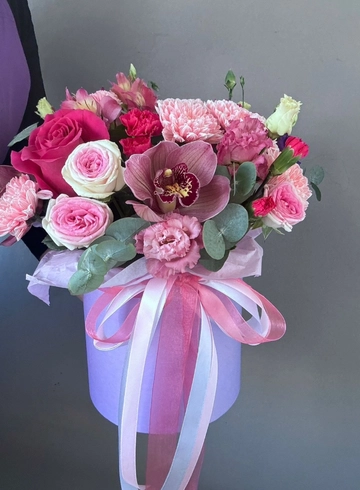 Композиция &laquo;С любовью&raquo; от интернет-магазина цветов в 