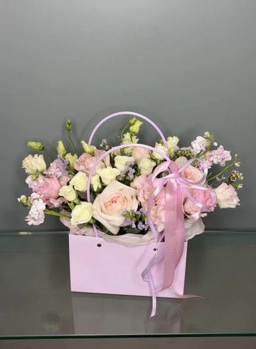 Композиция &laquo;Нежная&raquo; от интернет-магазина цветов в 