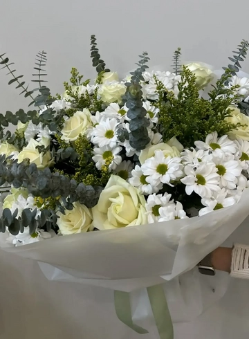 Букет &laquo;Сногсшибательный&raquo; от интернет-магазина цветов в 