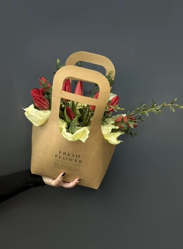 Композиция &laquo;Крафт&raquo; от интернет-магазина цветов в 