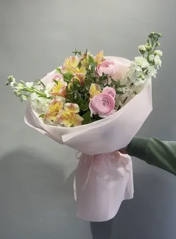 Букет &laquo;Леди&raquo; от интернет-магазина цветов в 