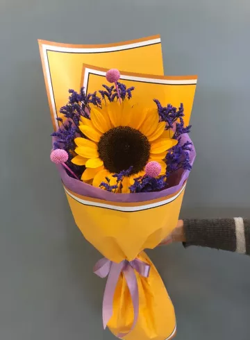 Букет «Комплимент учителю» от интернет-магазина цветов в 