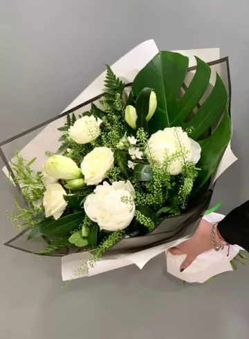 Букет &laquo;Белый танец&raquo; от интернет-магазина цветов в 