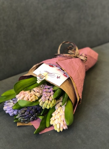 Букет «Март» от интернет-магазина цветов в 