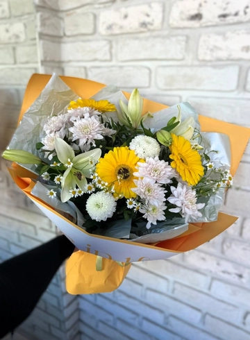Яркий букет с Герберами  от интернет-магазина цветов в 