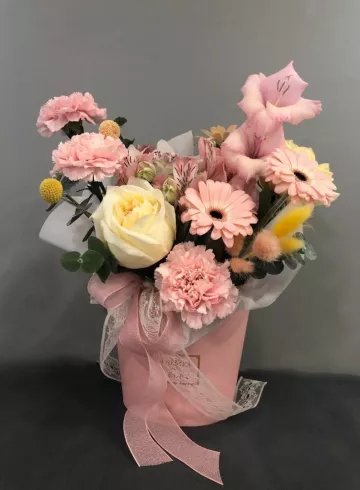 Композиция «Фантазия» от интернет-магазина цветов в 