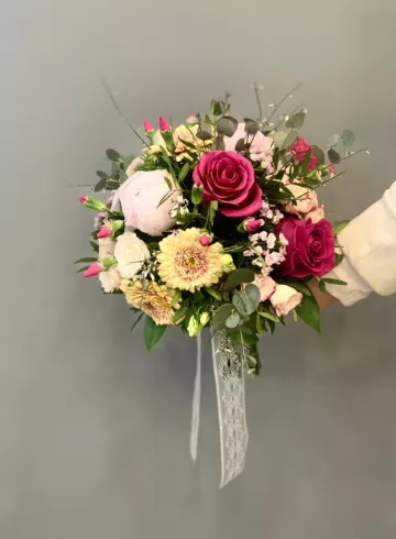 Свадебный букет №4 от интернет-магазина цветов в 