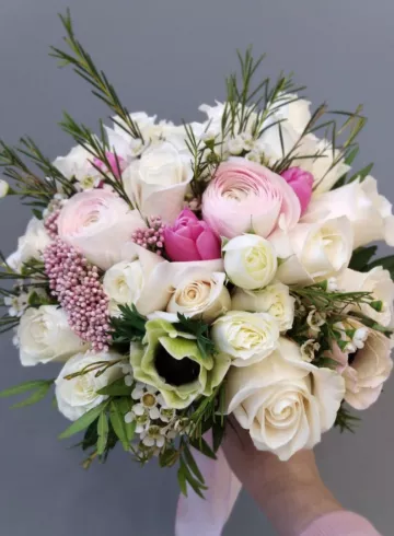 Свадебный букет №14 от интернет-магазина цветов в 