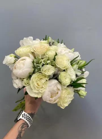 Свадебный букет №3 от интернет-магазина цветов в 