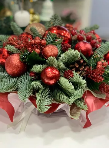 Композиция «Новогодняя» №21 от интернет-магазина цветов в 