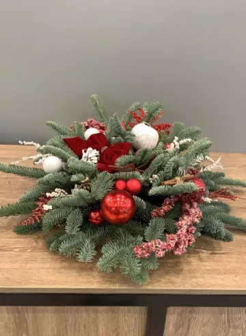 Композиция «Новогодняя» №30 от интернет-магазина цветов в 