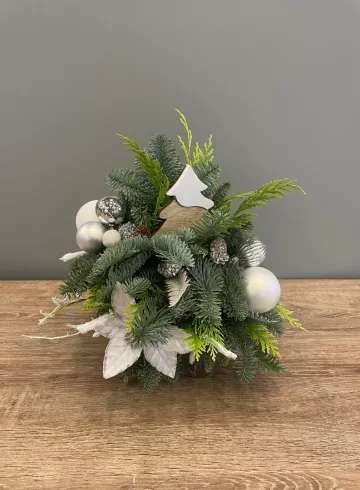 Композиция «Новогодняя» №32 от интернет-магазина цветов в 