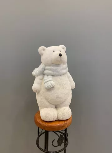 Сувенир «Медведь в шарфе» Большой от интернет-магазина цветов в 